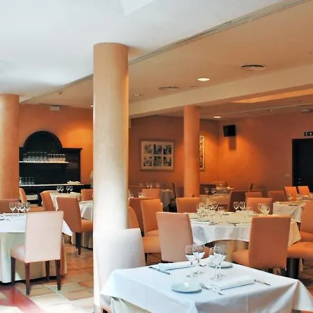 Hotel Vila De Tossa (adults Only) 4*